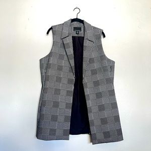 Cynthia Rowley Black and White Vest Large